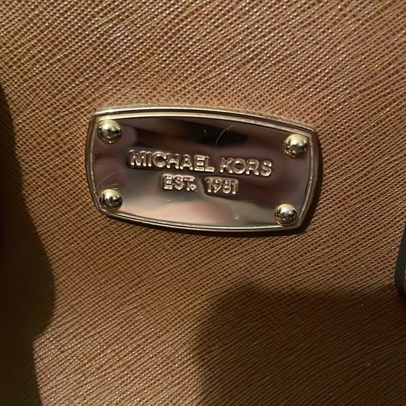 michael kors saffiano mini luggage bag - Picture 2 of 9